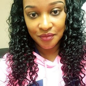 Meet your Posher, Stephanie